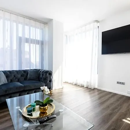 Center Pearl 2 Bedroom Easy Check-in * Klaipėda